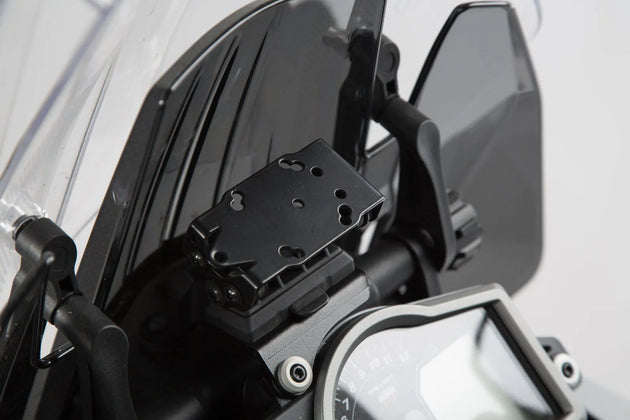 COCKPIT GPS MOUNT | SW-MOTECH-GPS.04.588.10000/B