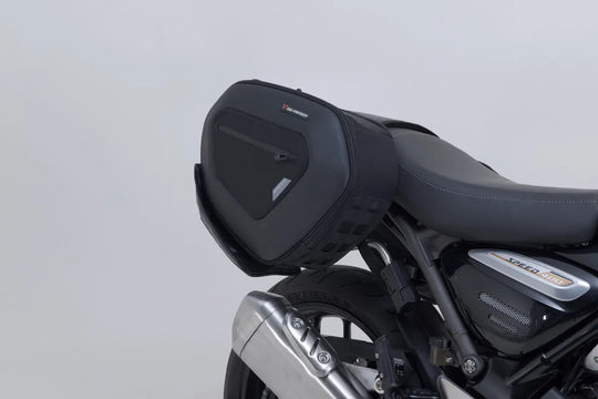 PRO BLAZE H SADDLEBAG SET ΓΙΑ TRIUMPH SCRAMBLER 400 X ABS / SPEED 400 ABS '24–'26 | SW-MOTECH-BC.HTA.11.740.36400