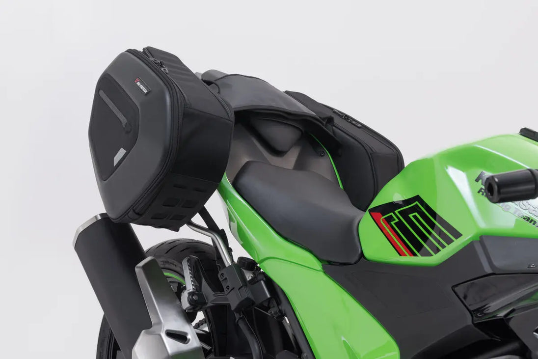 PRO BLAZE H SADDLEBAG SET ΓΙΑ KAWASAKI NINJA 500 SE ABS / Z 500 ABS / Z 500 SE ABS '24–'26 | SW-MOTECH-BC.HTA.08.740.36900