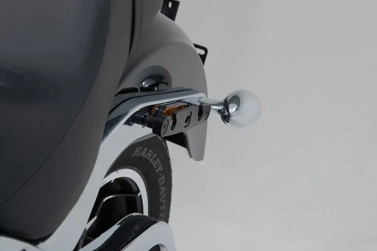 LH SIDE BAG SYS LEGEND ΓΙΑ Harley Davidson FXLR 1750 ABS / FXLRS 1868 ABS / FXLRS 1923 ABS '18–'24 | SW-MOTECH-BC.HTA.18.682.20200