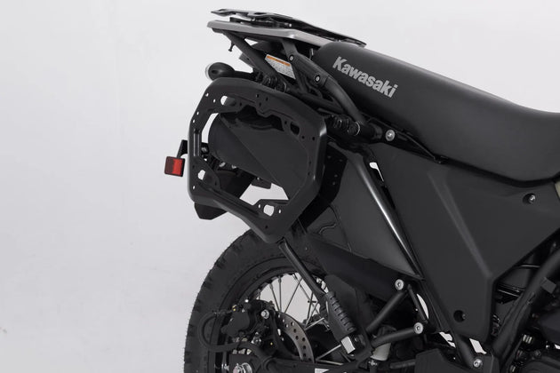 PRO SIDE CARRIER ΓΙΑ KAWASAKI KLR 650 ABS / KLR 650 S ABS '22–'25 | SW-MOTECH-KFT.08.990.30000/B