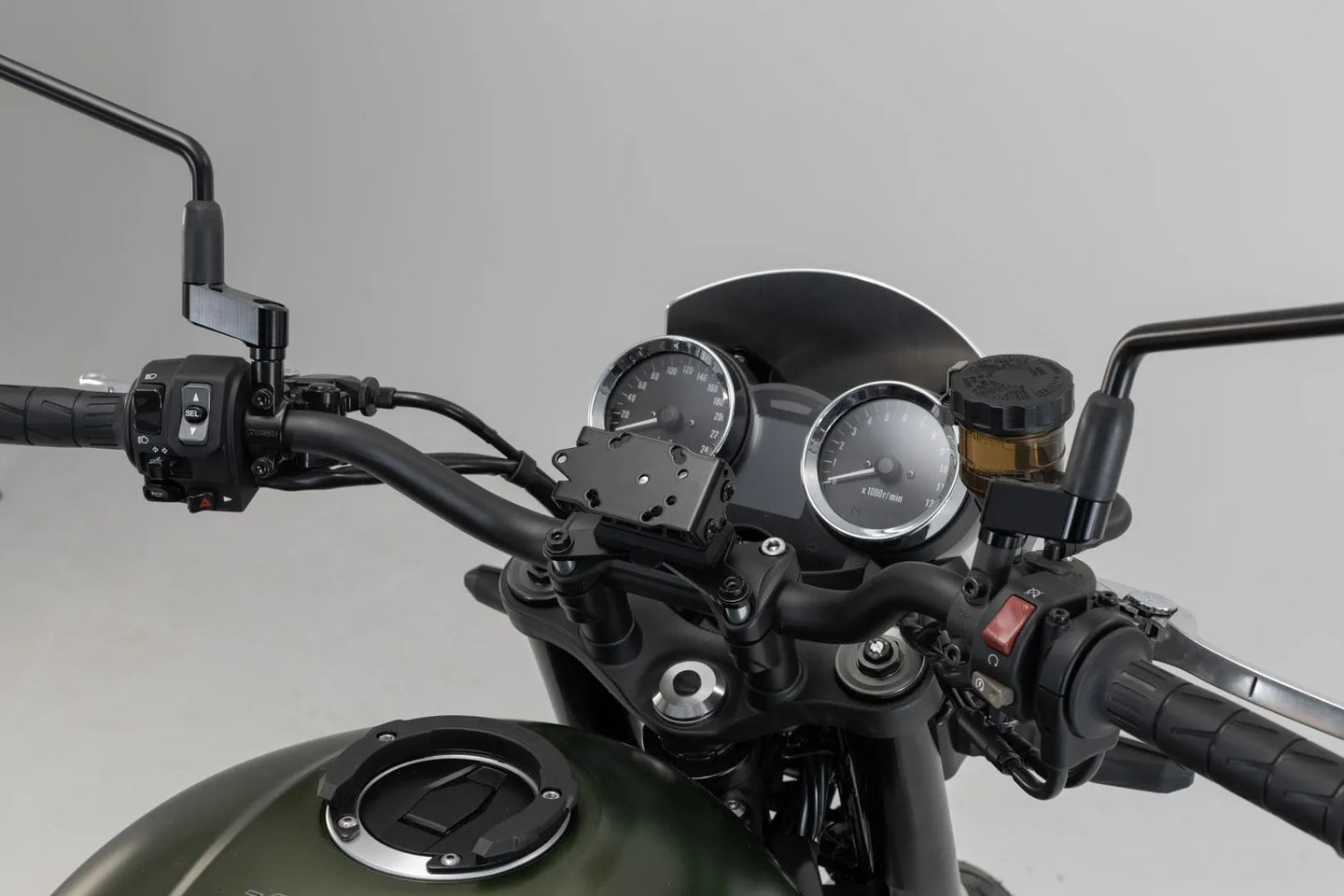COCKPIT GPS MOUNT | SW-MOTECH-GPS.08.646.10900/B