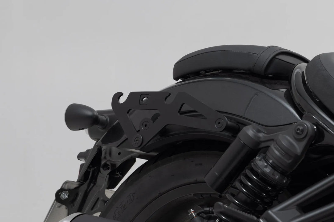 SLH SIDE CARRIER LH1 R ΓΙΑ HONDA CMX 1100 ABS / CMX 1100 T ABS '21–'24 | SW-MOTECH-HTA.01.682.11100