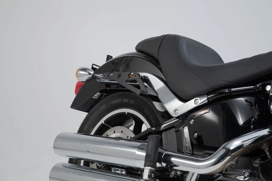LH SIDE BAG SYS LEGEND ΓΙΑ Harley Davidson FXLR 1750 ABS / FXLRS 1868 ABS / FXLRS 1923 ABS '18–'24 | SW-MOTECH-BC.HTA.18.682.20200