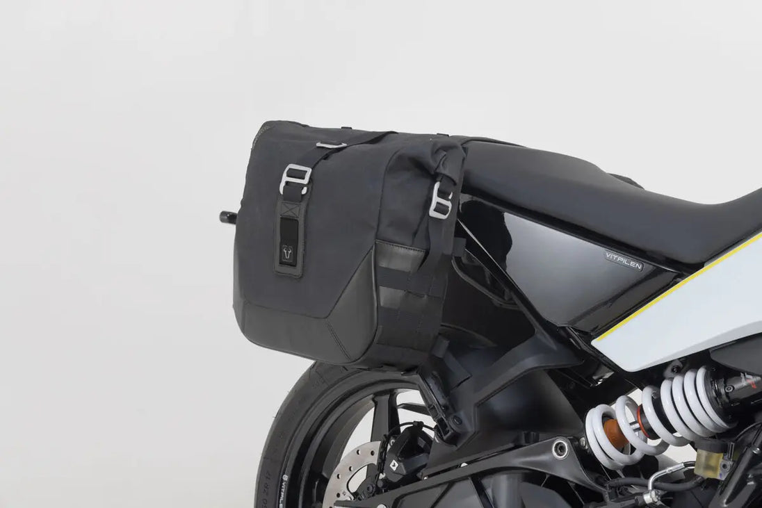 LEGEND GEAR SIDE BAG SYSTEM LC BLACK EDITION ΓΙΑ HUSQVARNA SVARTPILEN 401 ABS / VITPILEN 401 ABS '23–'24 | SW-MOTECH-BC.HTA.03.014.20100
