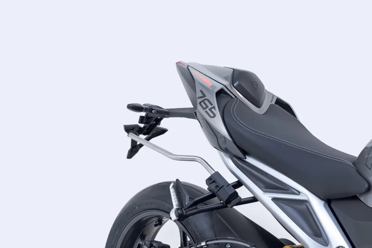 PRO BLAZE H SADDLEBAG SET ΓΙΑ TRIUMPH STREET TRIPLE 765 R ABS / STREET TRIPLE 765 RS ABS / STREET TRIPLE 765 S ABS '19–'24 | SW-MOTECH-BC.HTA.11.740.36000