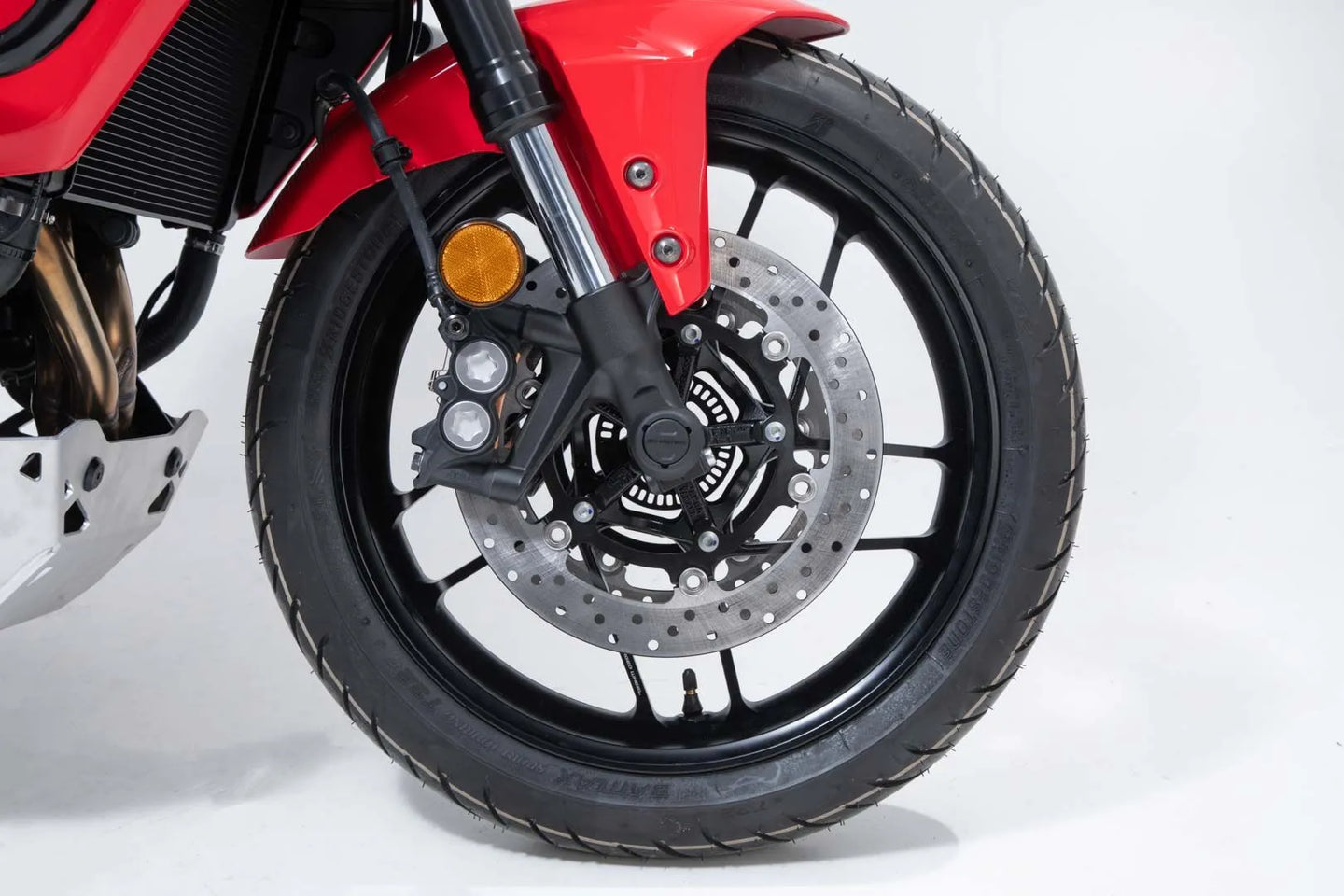 FRONT AXLE SLIDER SET ΓΙΑ YAMAHA MT-09 '21–'25 | SW-MOTECH-STP.06.176.11100/B