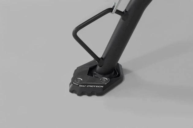 SIDE STAND FOOT EXTENSION ΓΙΑ CF MOTO MT 800 ABS / NK 300 ABS '22–'24 | SW-MOTECH-STS.10.032.10000