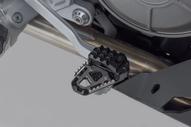 BRAKE PEDAL EXT ΓΙΑ APRILIA TUAREG 660 ABS '22–'24 | SW-MOTECH-FBE.13.849.10000/B