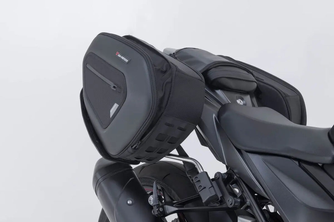 PRO BLAZE H SADDLEBAG SET ΓΙΑ SUZUKI GS '11–'21 | SW-MOTECH-BC.HTA.05.740.35600
