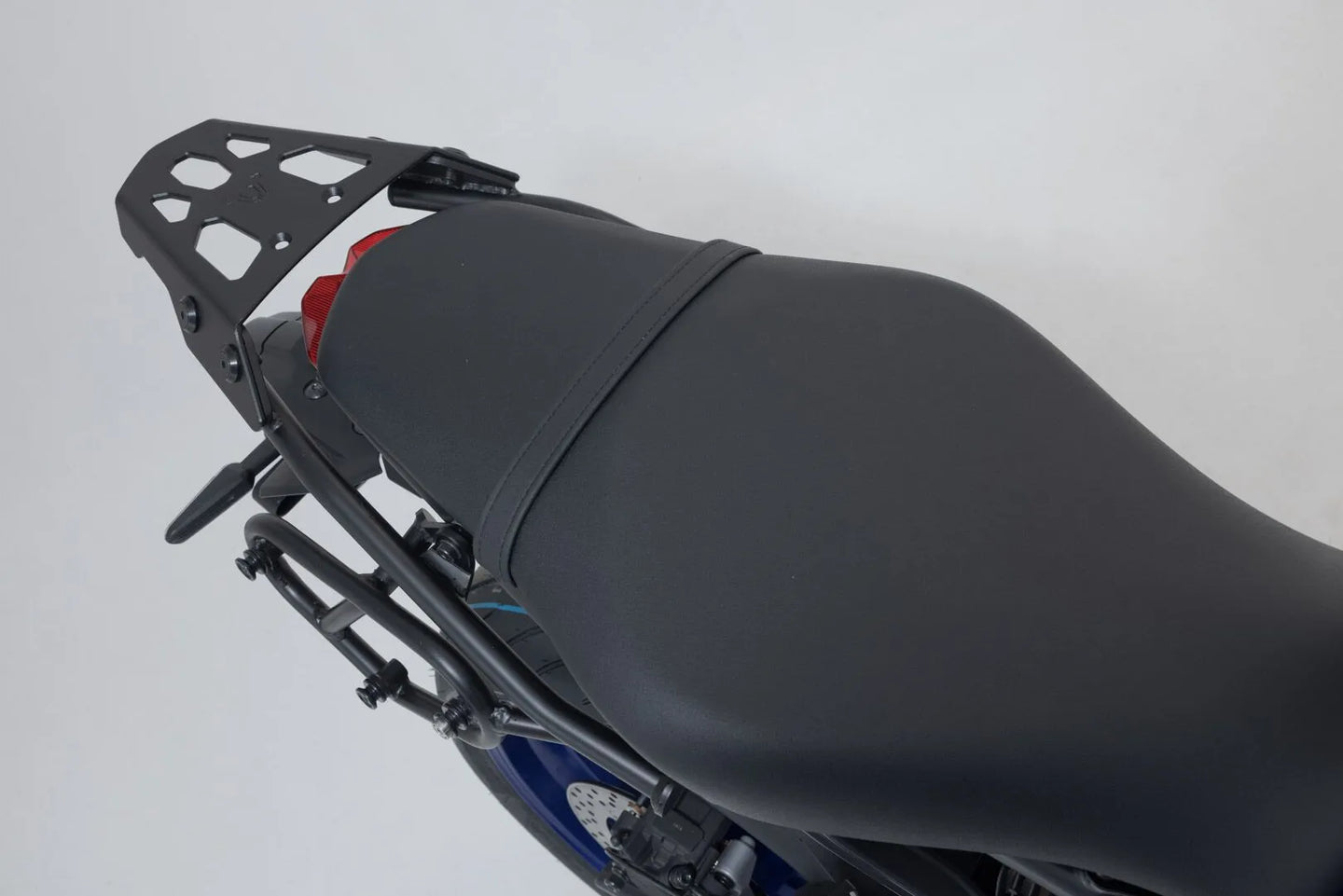 SLC CARRIER RIGHT | SW-MOTECH-HTA.06.851.11000
