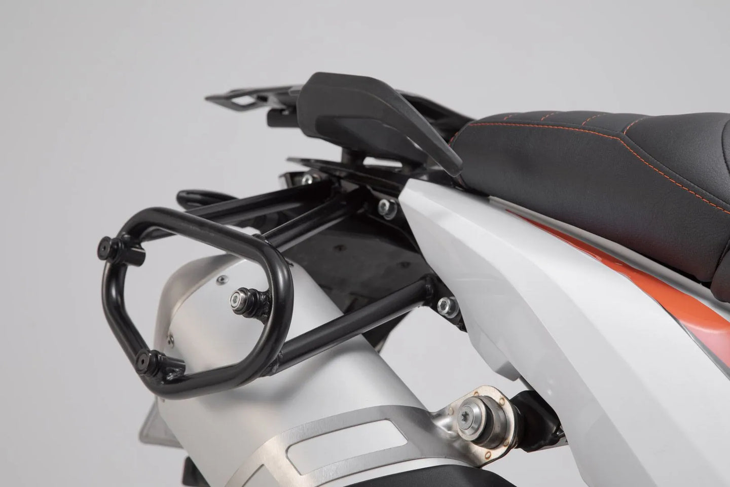 SLC SIDE CARRIER R | SW-MOTECH-HTA.04.521.11000