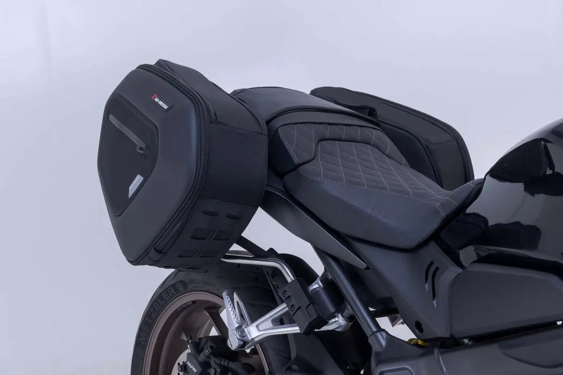PRO BLAZE H SADDLEBAG SET ΓΙΑ HONDA CB '19–'26 | SW-MOTECH-BC.HTA.01.740.36500