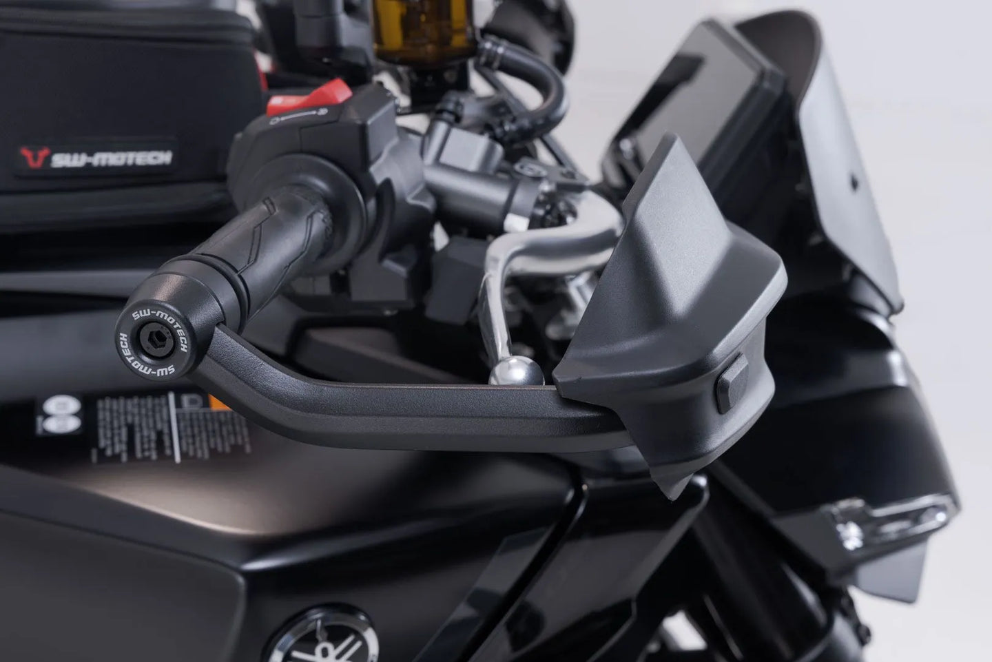 HANDGUARD KIT ADVENTURE ΓΙΑ YAMAHA MT-09 ABS '23–'25 | SW-MOTECH-HDG.00.220.34000/B