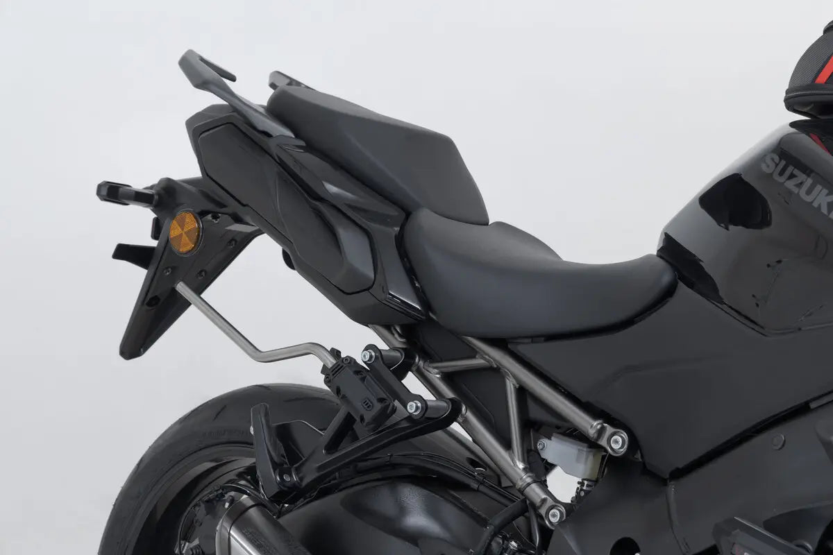 PRO BLAZE H SADDLEBAG SET ΓΙΑ SUZUKI GSX-S 1000 ABS '22–'24 | SW-MOTECH-BC.HTA.05.740.31000