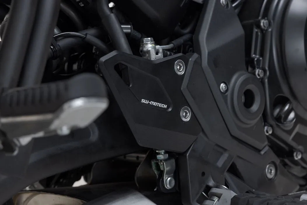 HEEL GUARD ΓΙΑ KAWASAKI Z 650 RS ABS '22–'24 | SW-MOTECH-SCT.08.993.10000/B