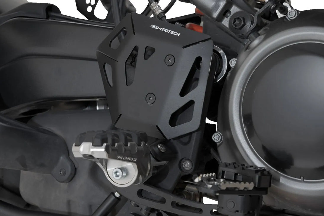 BRAKE CYLINDER GUARD ΓΙΑ Harley Davidson RA 1250 ABS / RA 1250 S ABS / RA 1250 SE ABS '21–'24 | SW-MOTECH-BPS.18.911.10000/B