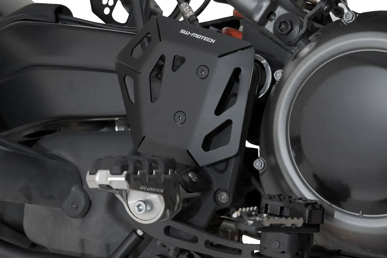 BRAKE CYLINDER GUARD ΓΙΑ Harley Davidson RA 1250 ABS / RA 1250 S ABS / RA 1250 SE ABS '21–'24 | SW-MOTECH-BPS.18.911.10000/B