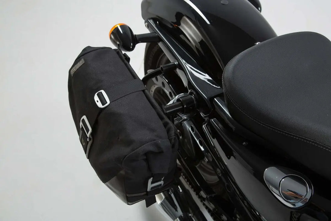 LC SIDE BAG SYS LEGEND BK ΓΙΑ Harley Davidson XL '04–'20 | SW-MOTECH-BC.HTA.18.768.20100