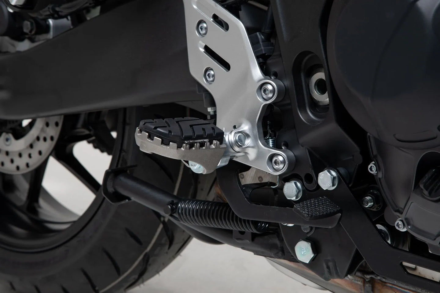ION FOOTREST KIT ΓΙΑ YAMAHA MT-09 ABS / MT-09 GT ABS '21–'22 | SW-MOTECH-FRS.06.011.10300/S