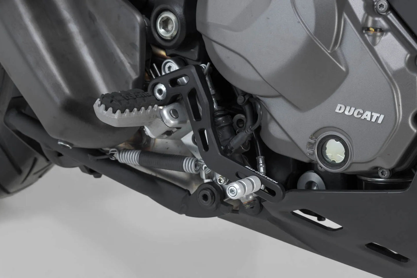 BRAKE PEDAL ΓΙΑ DUCATI MULTISTRADA 1260 ABS / MULTISTRADA 1260 S ABS / MULTISTRADA 950 ABS '18–'21 | SW-MOTECH-FBL.22.892.10000