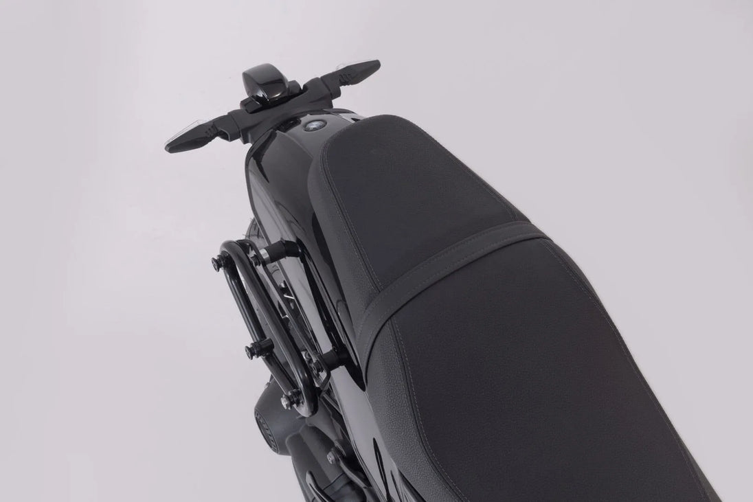 SLC SIDE CARRIER RIGHT | SW-MOTECH-HTA.07.996.11000