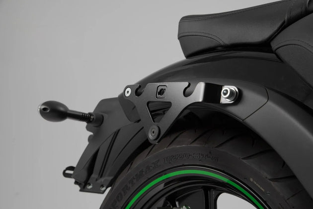 LEGEND GEAR SIDEBAG SYS LH ΓΙΑ KAWASAKI EN 650 / EN 650 ABS '15–'24 | SW-MOTECH-BC.HTA.08.682.20001