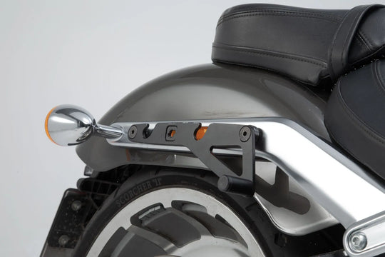 SLH SIDE CARRIER R ΓΙΑ Harley Davidson '17–'24 | SW-MOTECH-HTA.18.682.10600