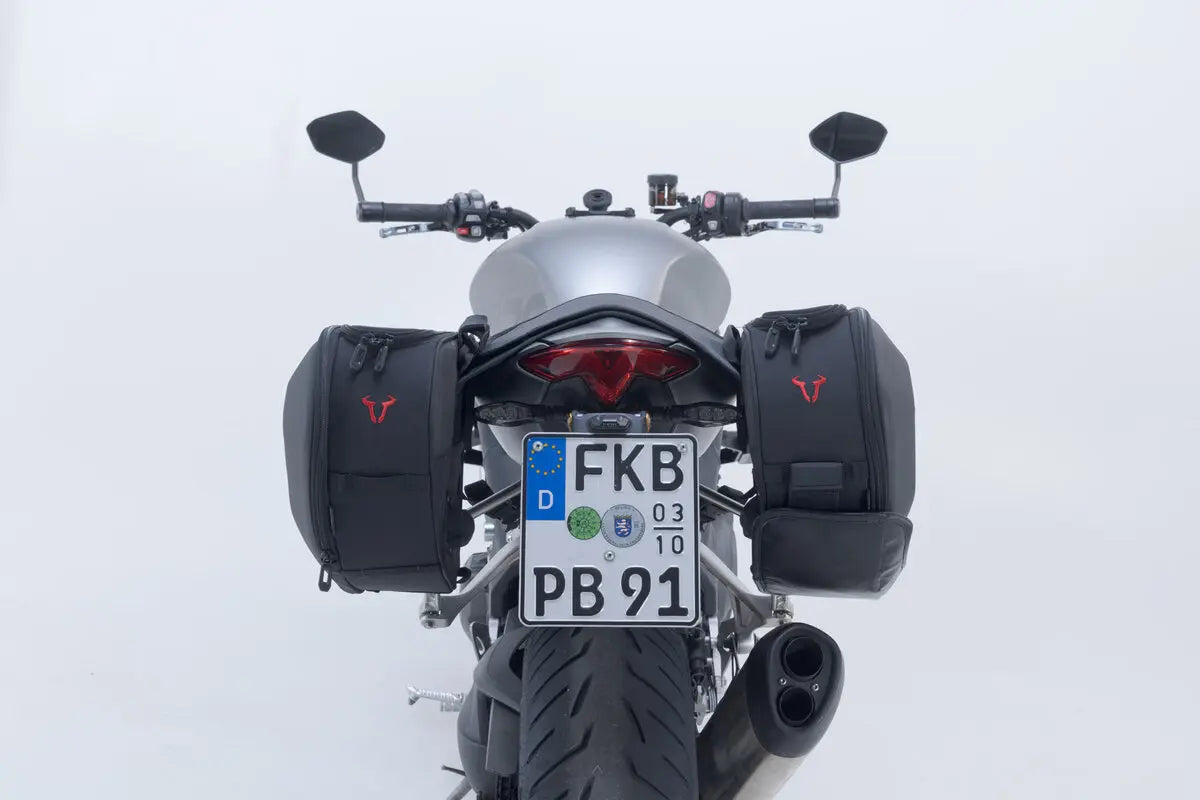 PRO BLAZE H SADDLEBAG SET ΓΙΑ TRIUMPH SPEED TRIPLE 1200 RR ABS / SPEED TRIPLE 1200 RS ABS '21–'24 | SW-MOTECH-BC.HTA.11.740.36200