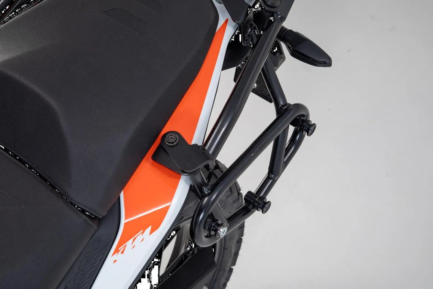 SLC SIDE CARRIER L | SW-MOTECH-HTA.04.958.10000