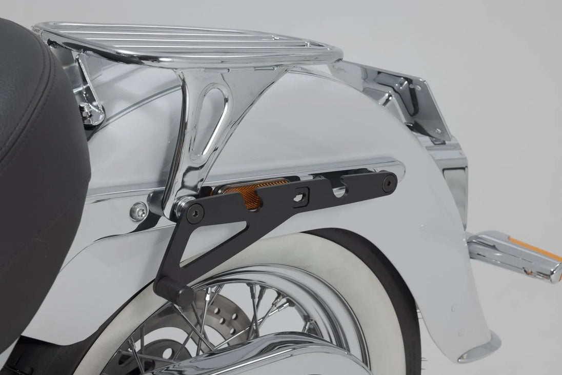 SLH SIDE CARRIER LH1 LEFT ΓΙΑ Harley Davidson FLDE 1750 ABS '18–'20 | SW-MOTECH-HTA.18.682.11600