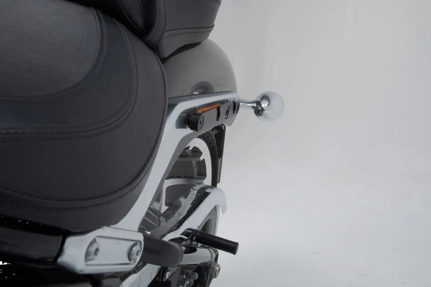 SLH SIDE CARRIER L ΓΙΑ Harley Davidson FLFB 1750 ABS / FLFBS 1868 ABS '18–'24 | SW-MOTECH-HTA.18.682.10500