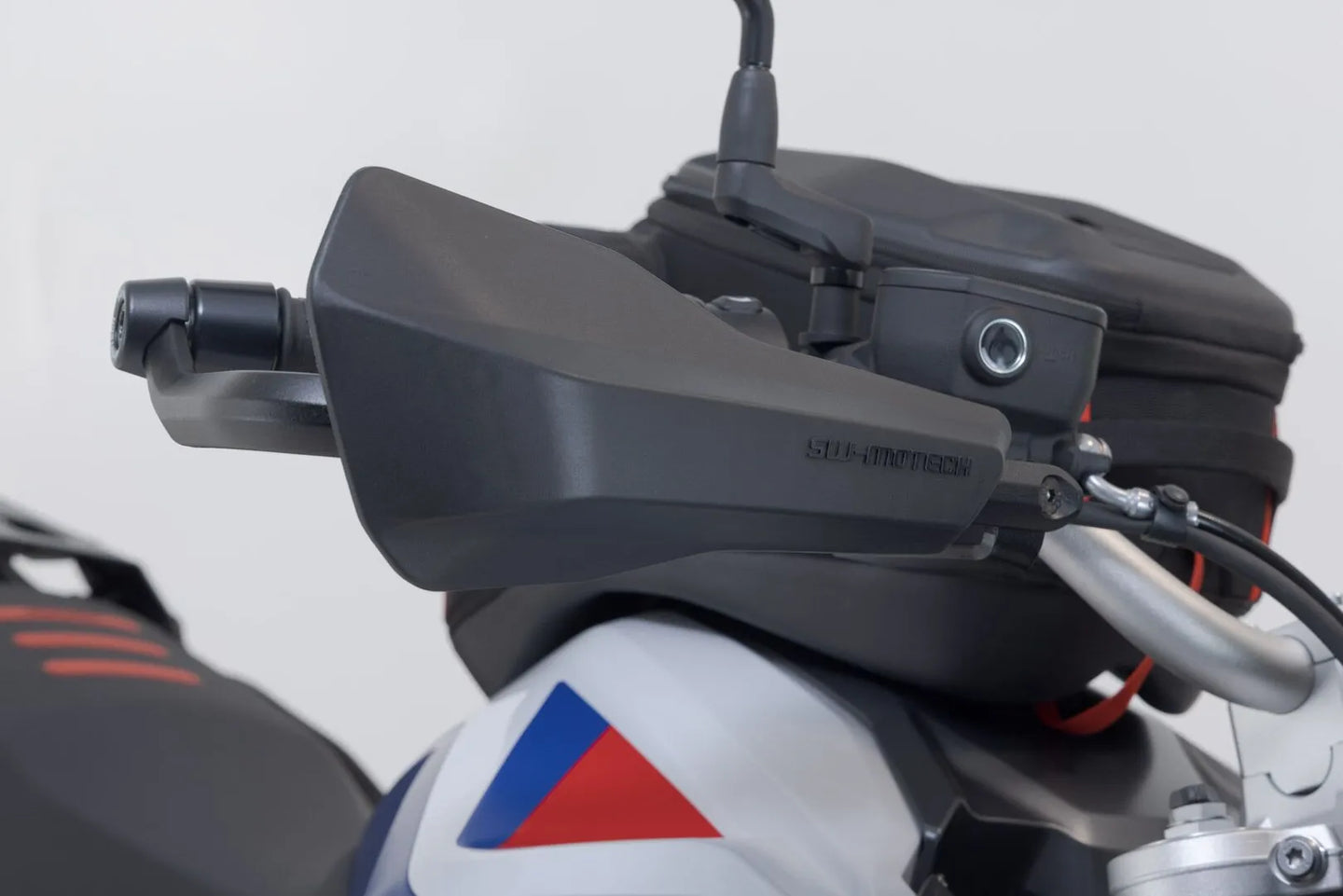 HANDGUARD KIT SPORT ΓΙΑ BMW F 800 GS ABS / F 900 GS ABS / R 1250 GS ABS '19–'26 | SW-MOTECH-HDG.00.220.20501/B