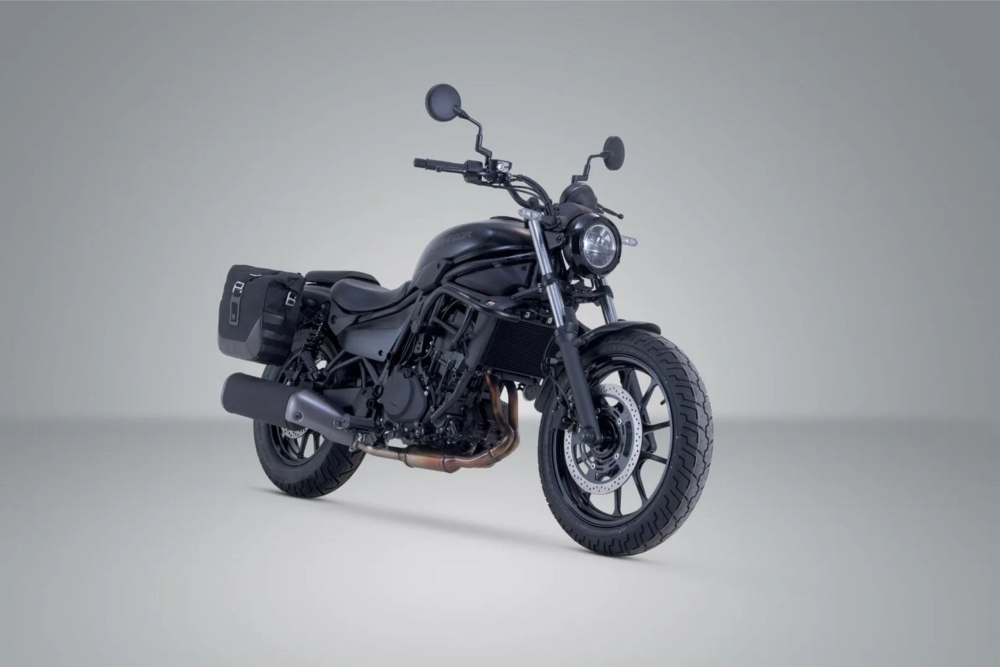 SIDEBAG SYS LEGEND LC ΓΙΑ KAWASAKI ELIMINATOR 500 ABS / ELIMINATOR 500 SE ABS '24–'25 | SW-MOTECH-BC.HTA.08.604.20000