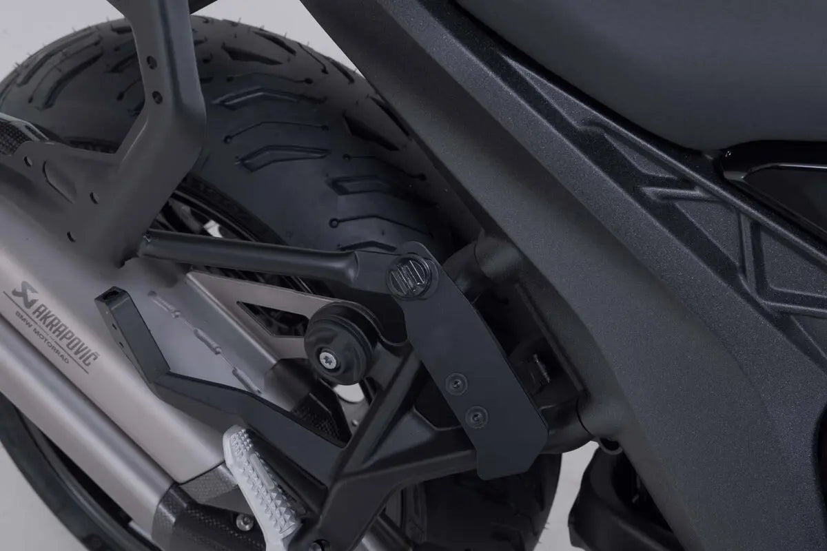 PRO SIDE CARRIER ΓΙΑ BMW R 1300 R ABS / R 1300 RS ABS '25–'26 | SW-MOTECH-KFT.07.018.30000/B