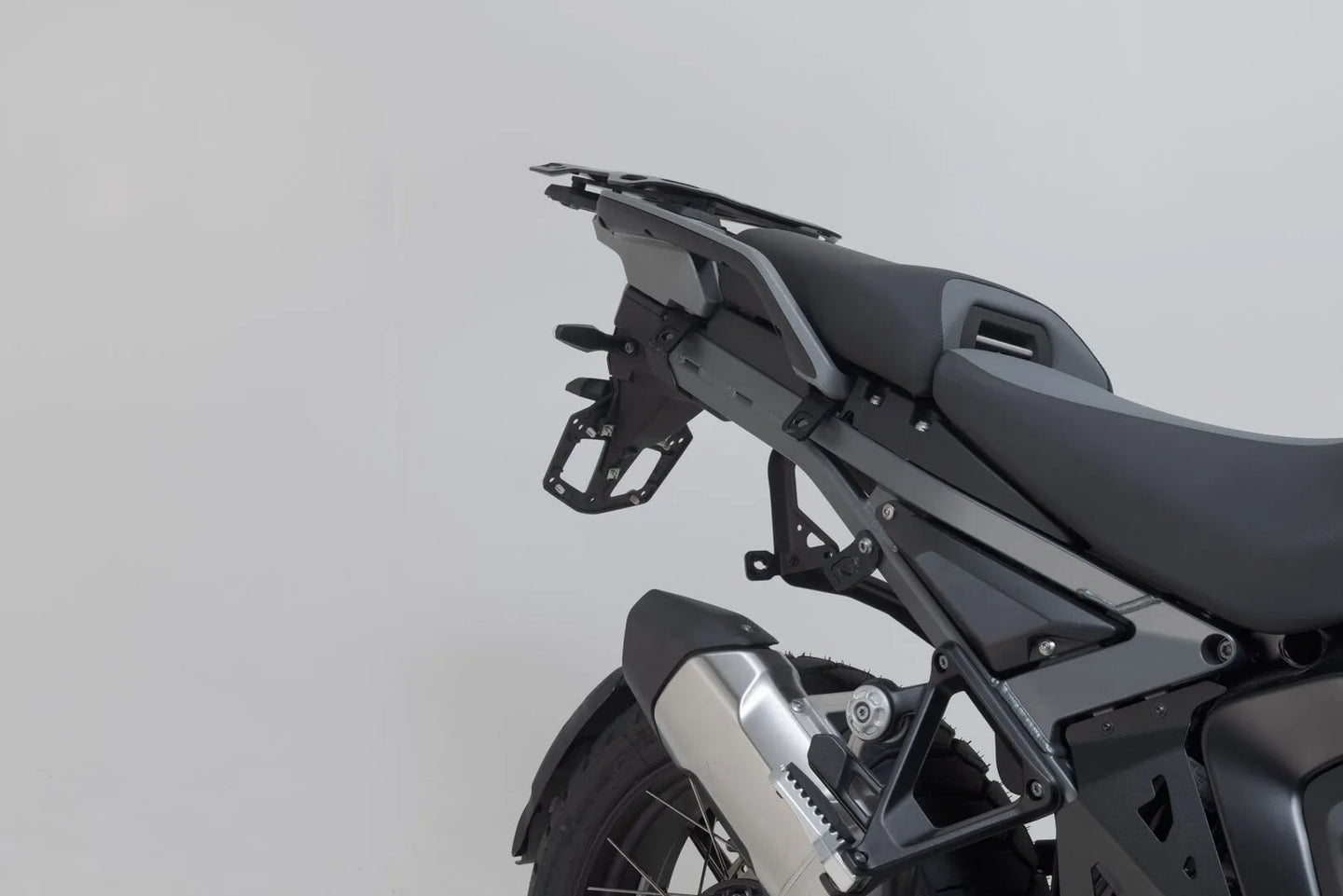 PRO SIDE CARRIER ΓΙΑ BMW R 1300 GS ABS '24–'26 | SW-MOTECH-KFT.07.976.30000/B
