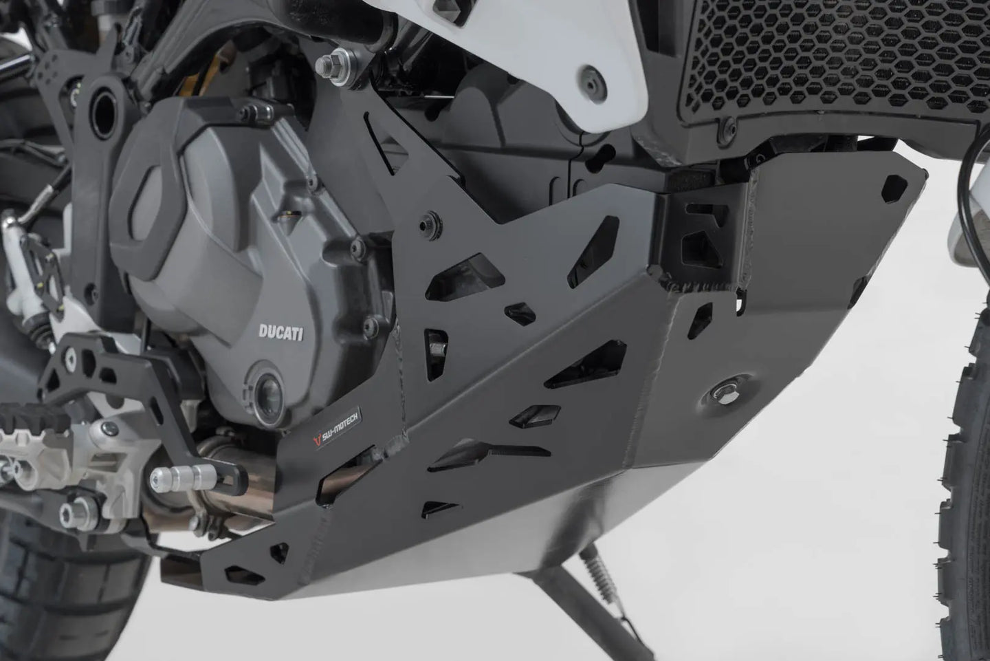 ENGINE GUARD ΓΙΑ DUCATI DESERT X 950 ABS '22–'24 | SW-MOTECH-MSS.22.995.10000/B