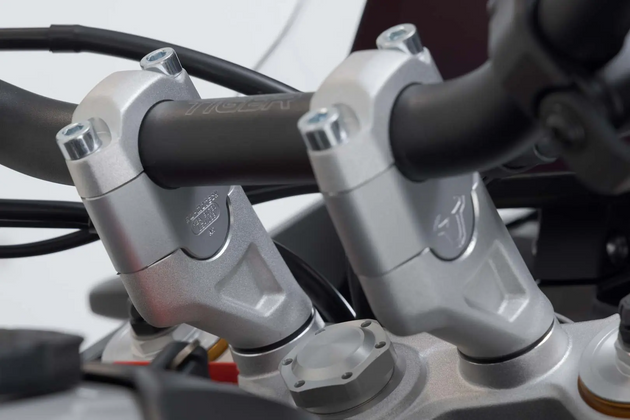 BAR RISER 30MM HEIGHT / 28MM DIAMETER ΓΙΑ TRIUMPH TIGER 900 GT ABS '23–'24 | SW-MOTECH-LEH110391060030S