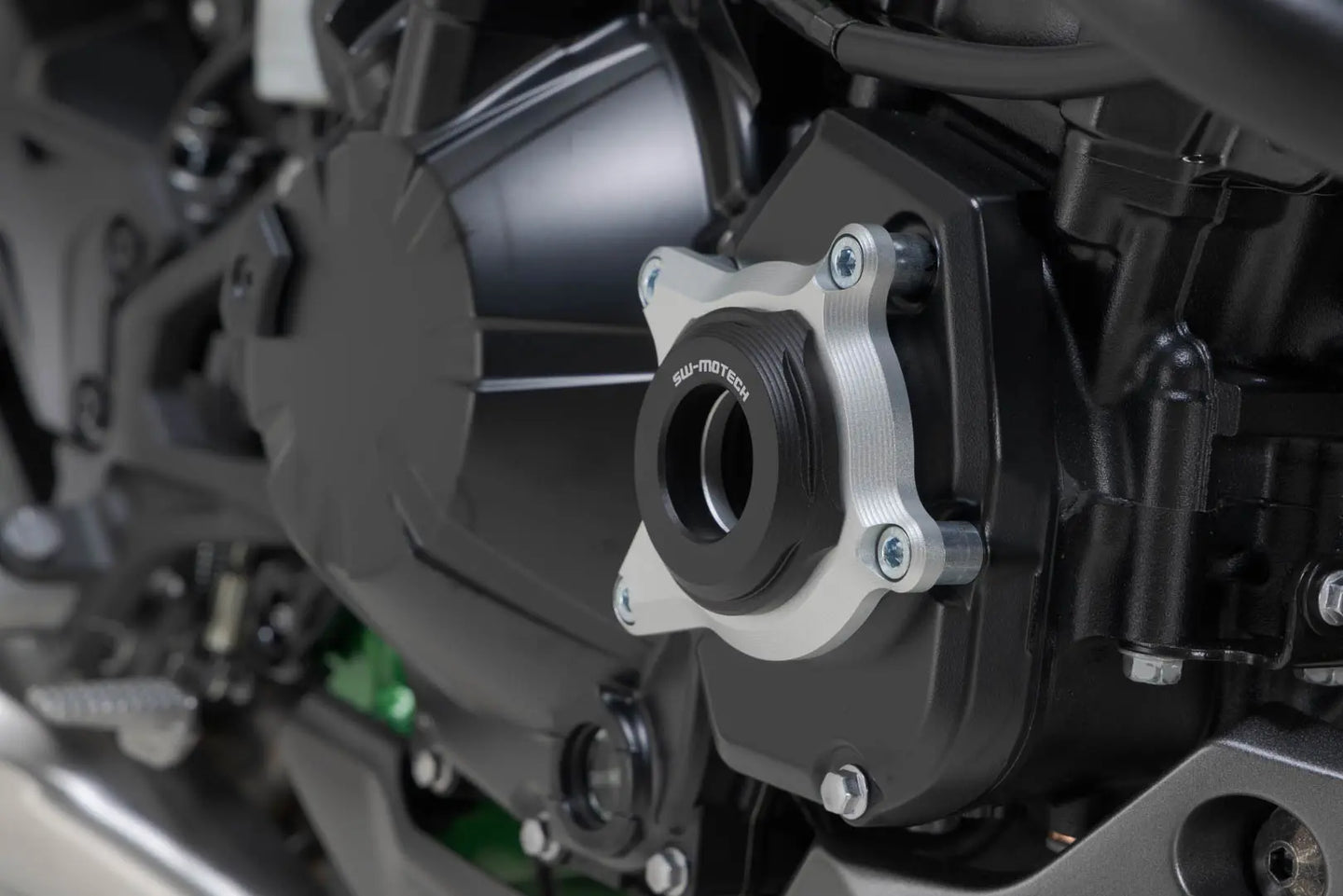 ENGINE CASE PROTECTOR Z900 ΓΙΑ KAWASAKI Z 900 / Z 900 ABS / Z 900 RS ABS '17–'26 | SW-MOTECH-MSS.08.868.10001