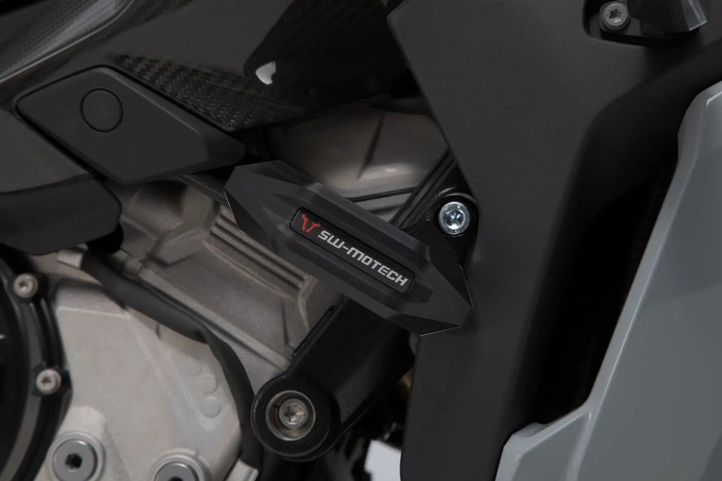 SLIDER SET ΓΙΑ BMW S 1000 XR ABS '19–'23 | SW-MOTECH-STP.07.590.11000/B