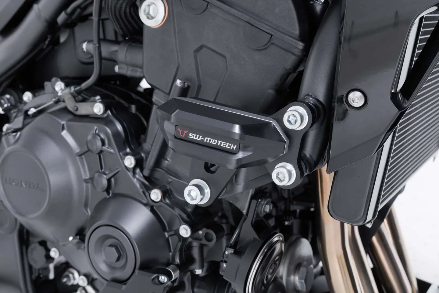 FRAME SLIDER SET CB1000 HORNET ΓΙΑ HONDA CB 1000 ABS / CB 1000 SP2 ABS '25–'26 | SW-MOTECH-STP.01.590.11100/B