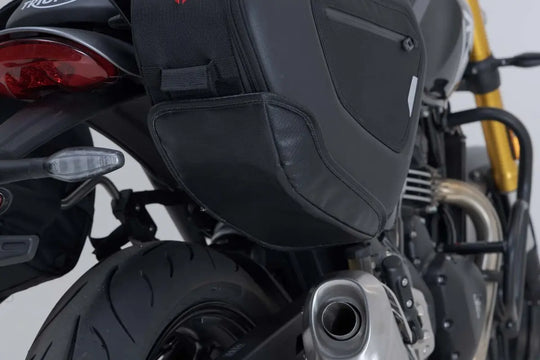 PRO BLAZE H SADDLEBAG SET ΓΙΑ TRIUMPH SCRAMBLER 400 X ABS / SPEED 400 ABS '24–'26 | SW-MOTECH-BC.HTA.11.740.36400