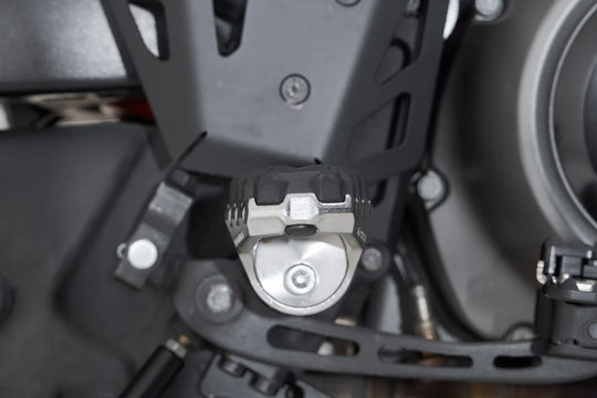 EVO FOOTREST KIT ΓΙΑ Harley Davidson RA 1250 ABS / RA 1250 S ABS / RA 1250 SE ABS '21–'24 | SW-MOTECH-FRS.18.112.10000