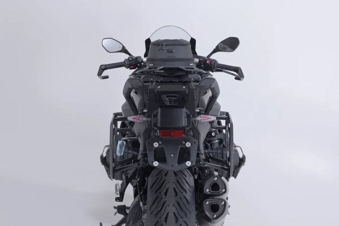 PRO SIDE CARRIER ΓΙΑ BMW R 1300 R ABS / R 1300 RS ABS '25–'26 | SW-MOTECH-KFT.07.018.30000/B