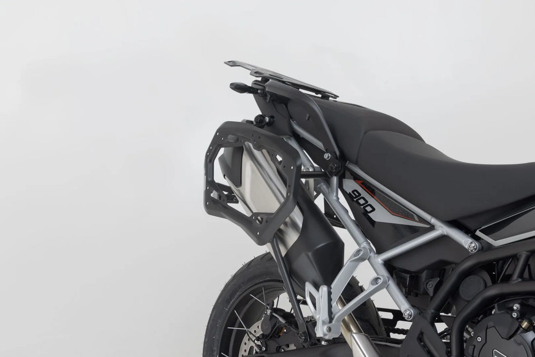 PRO SIDE CARRIER ΓΙΑ TRIUMPH TIGER 900 ABS / TIGER 900 GT ABS '23–'24 | SW-MOTECH-KFT.11.608.30000/B