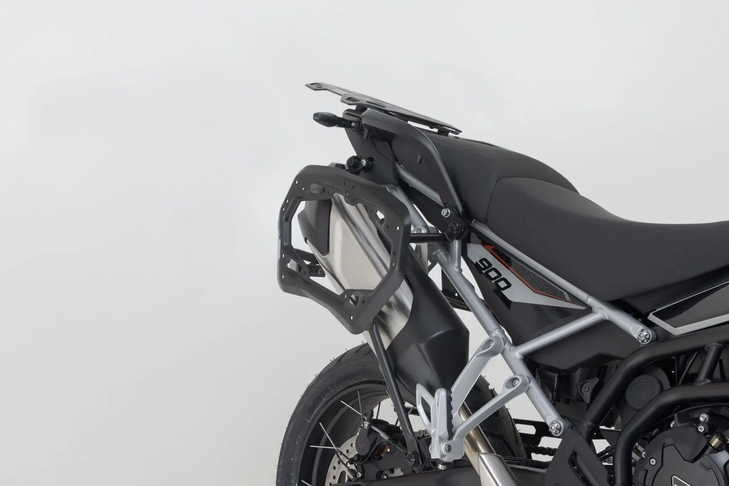 PRO SIDE CARRIER ΓΙΑ TRIUMPH TIGER 900 ABS / TIGER 900 GT ABS '23–'24 | SW-MOTECH-KFT.11.608.30000/B