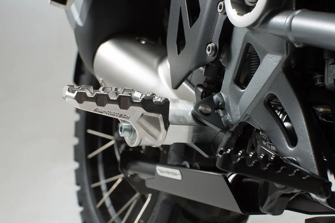 FOOTREST KIT EVO | SW-MOTECH-FRS.08.112.10201