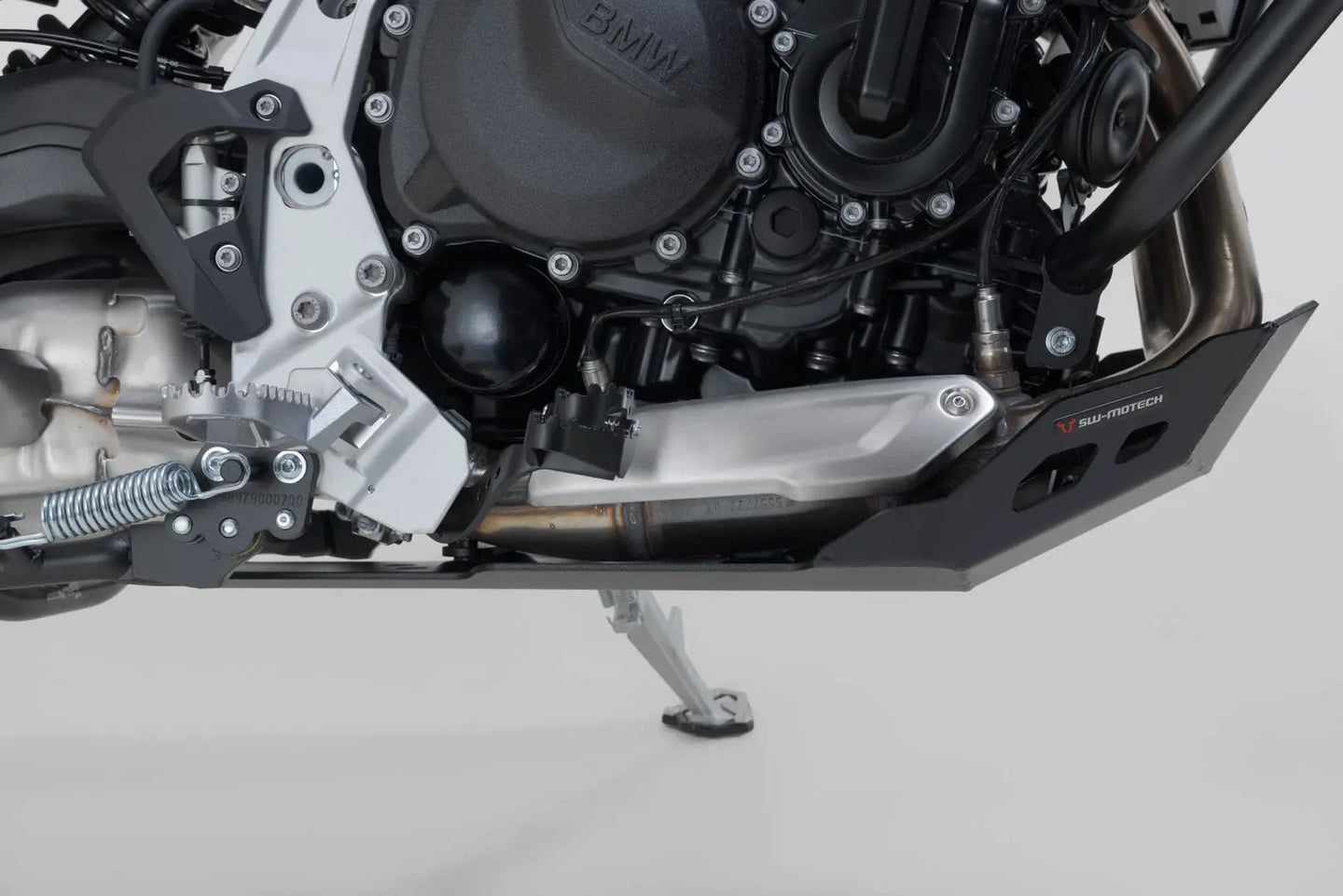ENGINE GUARD BLACK F900GS ΓΙΑ BMW F '18–'26 | SW-MOTECH-MSS.07.897.10003/B