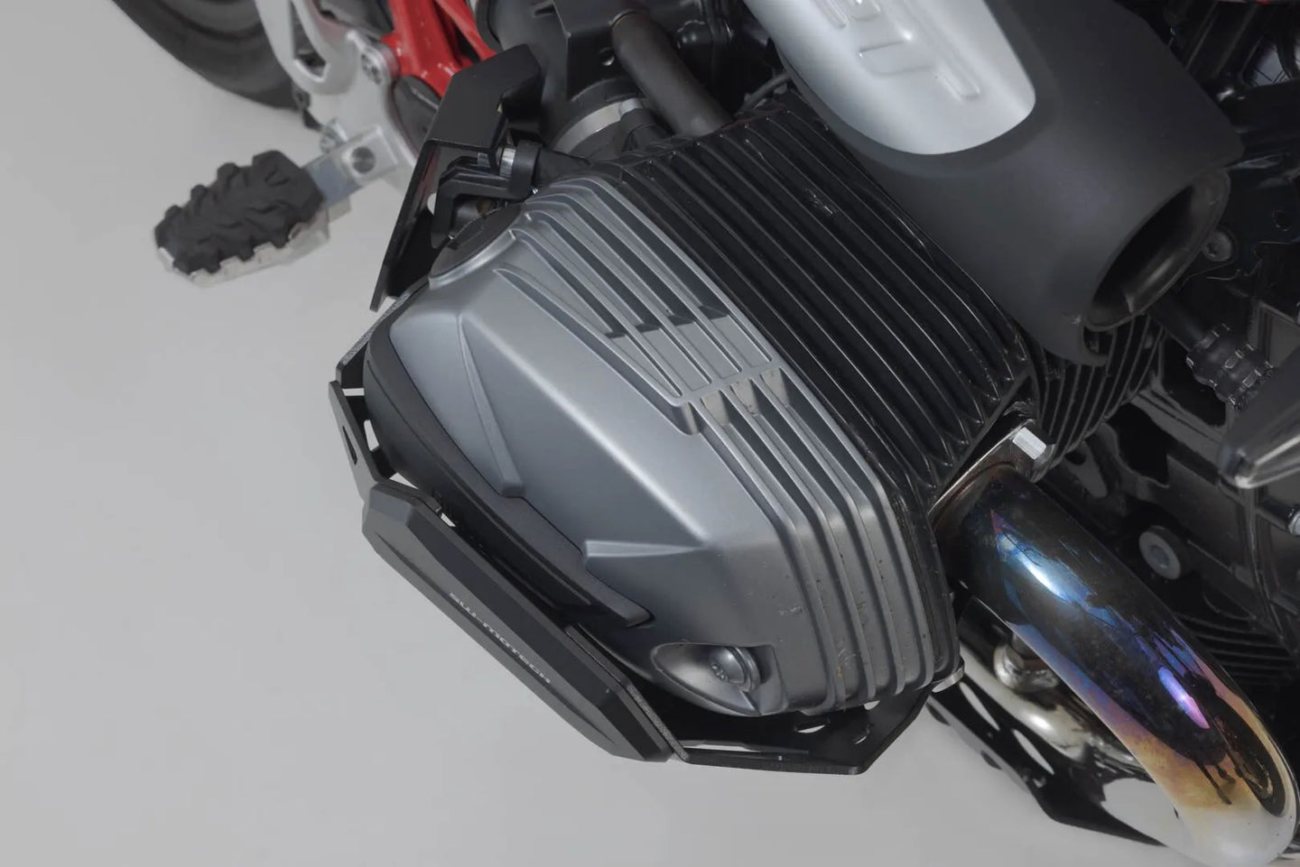 CYLINDER GUARDS ΓΙΑ BMW R 12 ABS / R 12 NINE T ABS '24–'26 | SW-MOTECH-MSS.07.653.10002/B