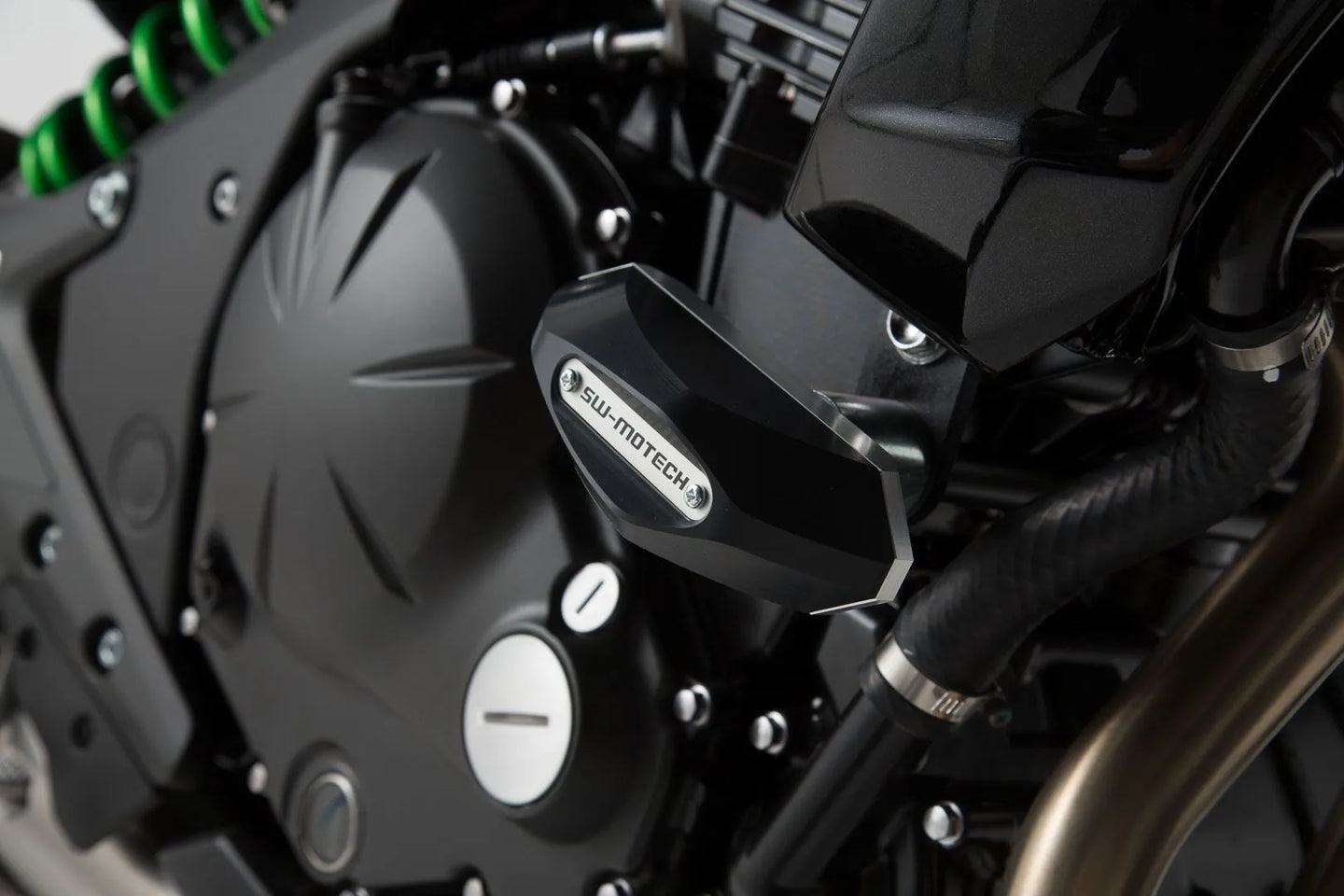 FRAME SLIDER SET ΓΙΑ KAWASAKI ER-6N 650 / ER-6N 650 ABS '11–'16 | SW-MOTECH-STP.08.590.10900/B